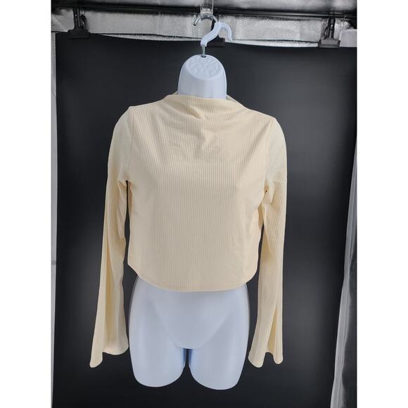 Band of the Free Avril Top open back,  flare sleeve SZ Small Gypsy boho chic - Picture 11 of 11